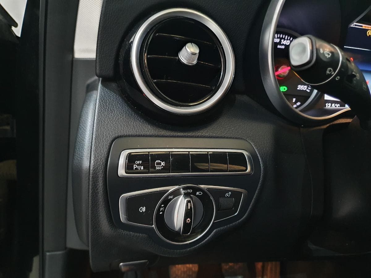 Mercedes-Benz C200 bluetec 1.6D · Ano 2015 — imagen 41