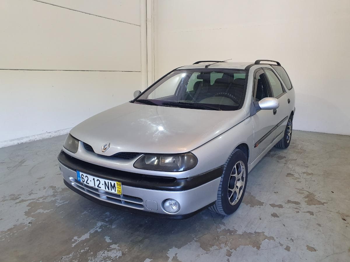 Renault Laguna 1.9 DTI · Ano 1999 — imagen 1