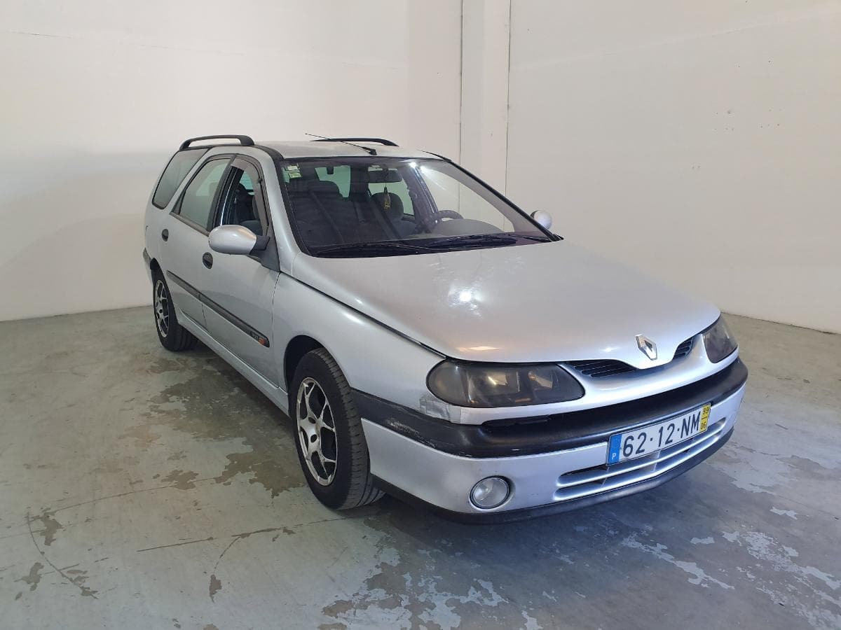Renault Laguna 1.9 DTI · Ano 1999 — imagen 2