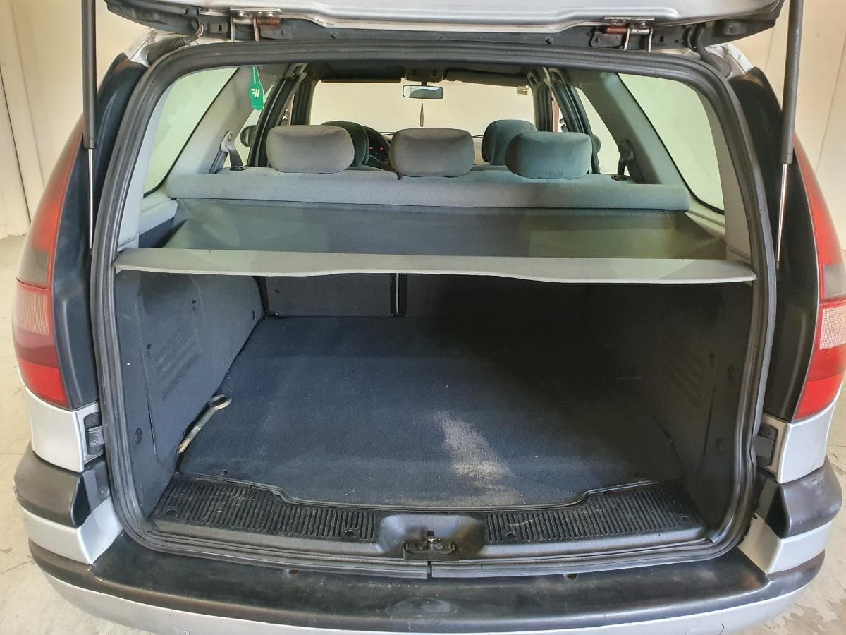Renault Laguna 1.9 DTI · Ano 1999 — imagen 10