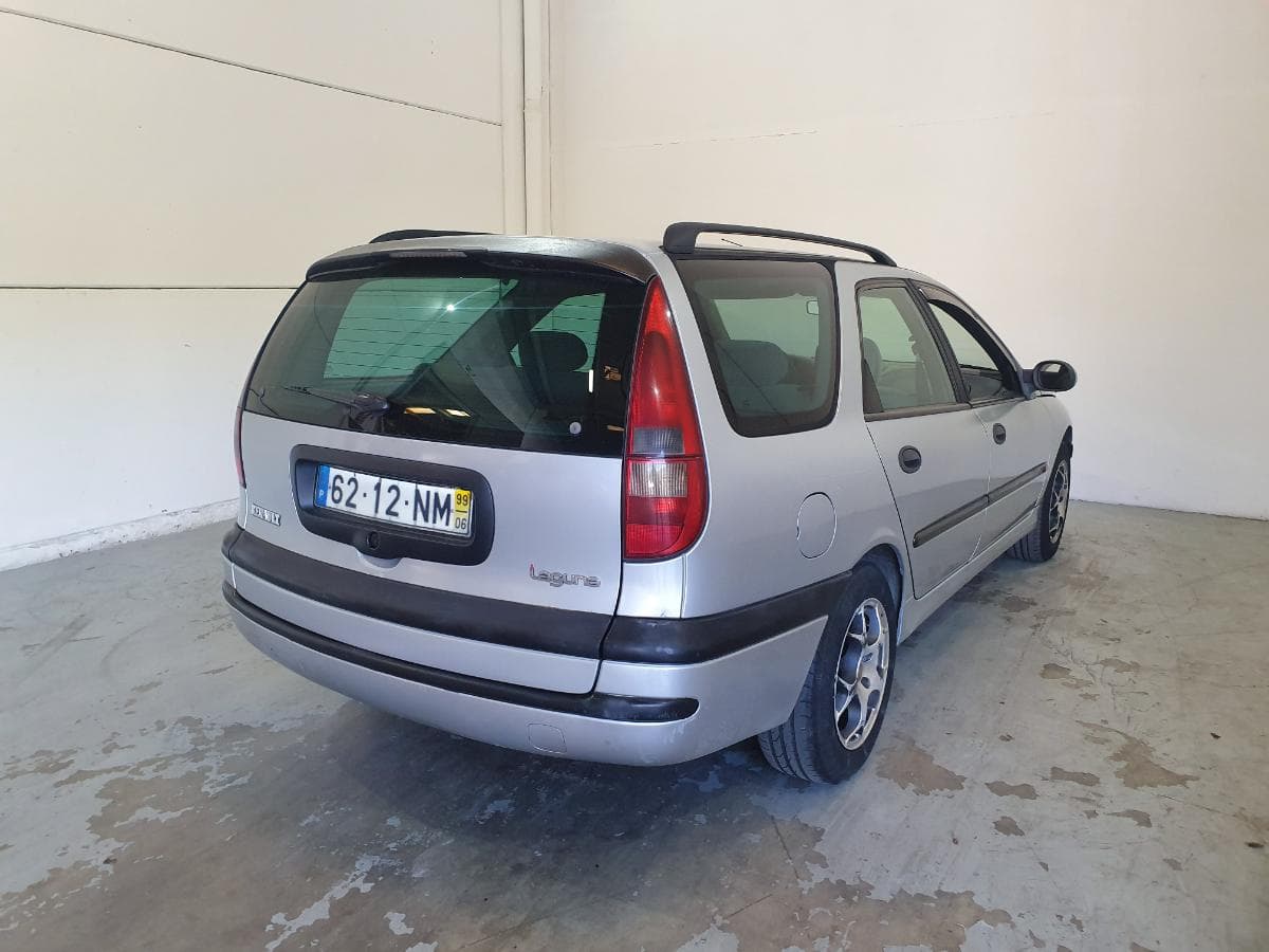 Renault Laguna 1.9 DTI · Ano 1999 — imagen 11