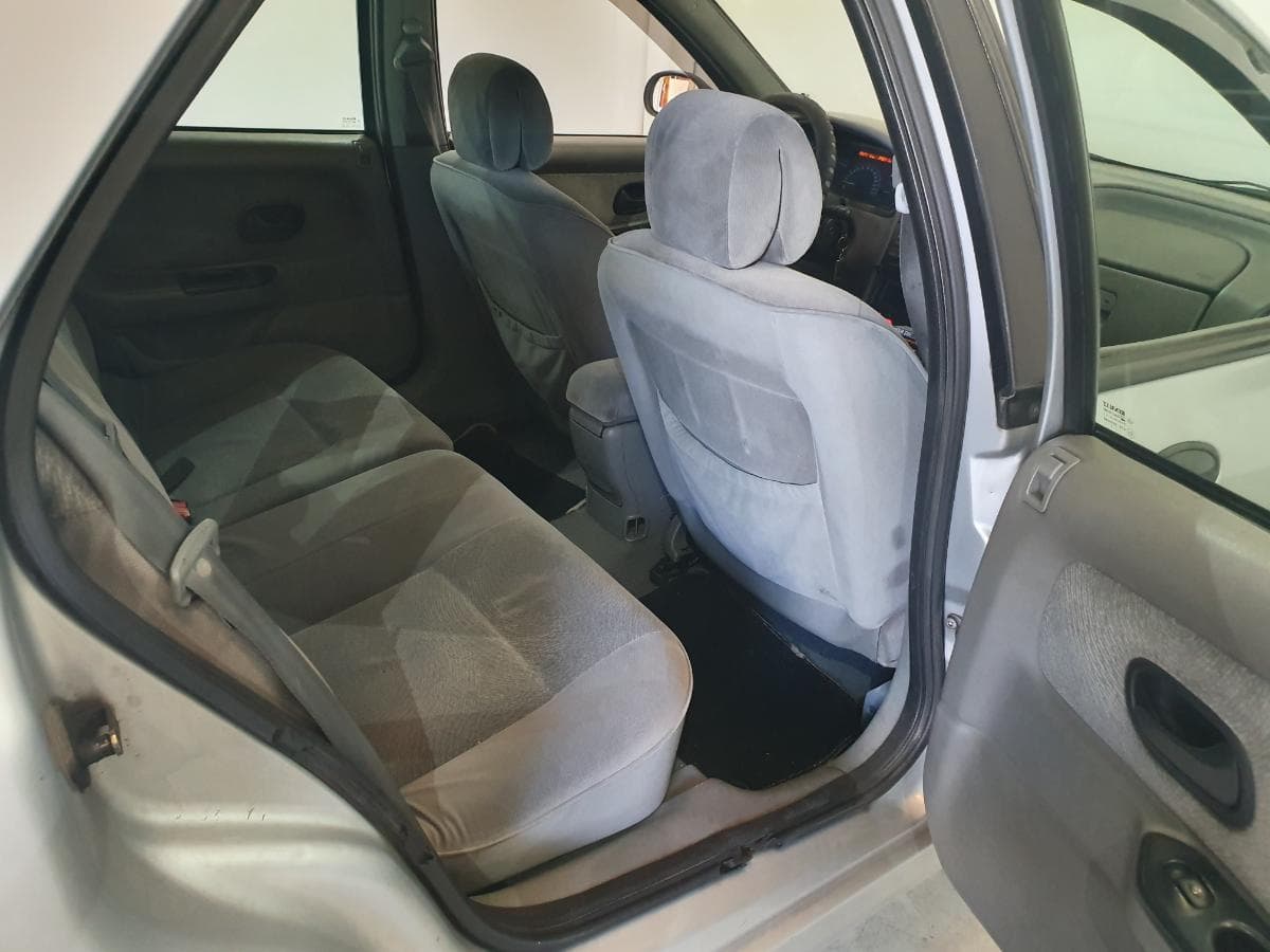 Renault Laguna 1.9 DTI · Ano 1999 — imagen 32