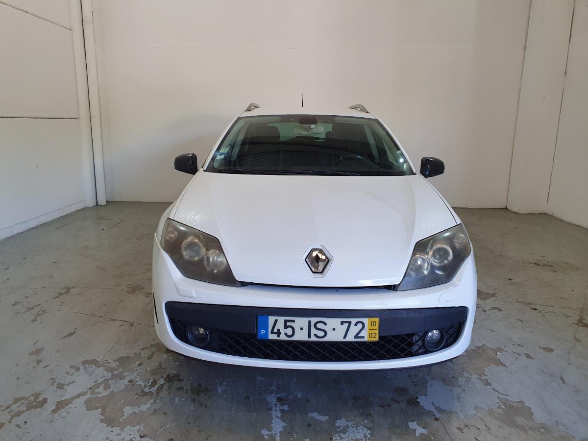 Renault Laguna 2.0 DCI · Ano 2010 — image 3