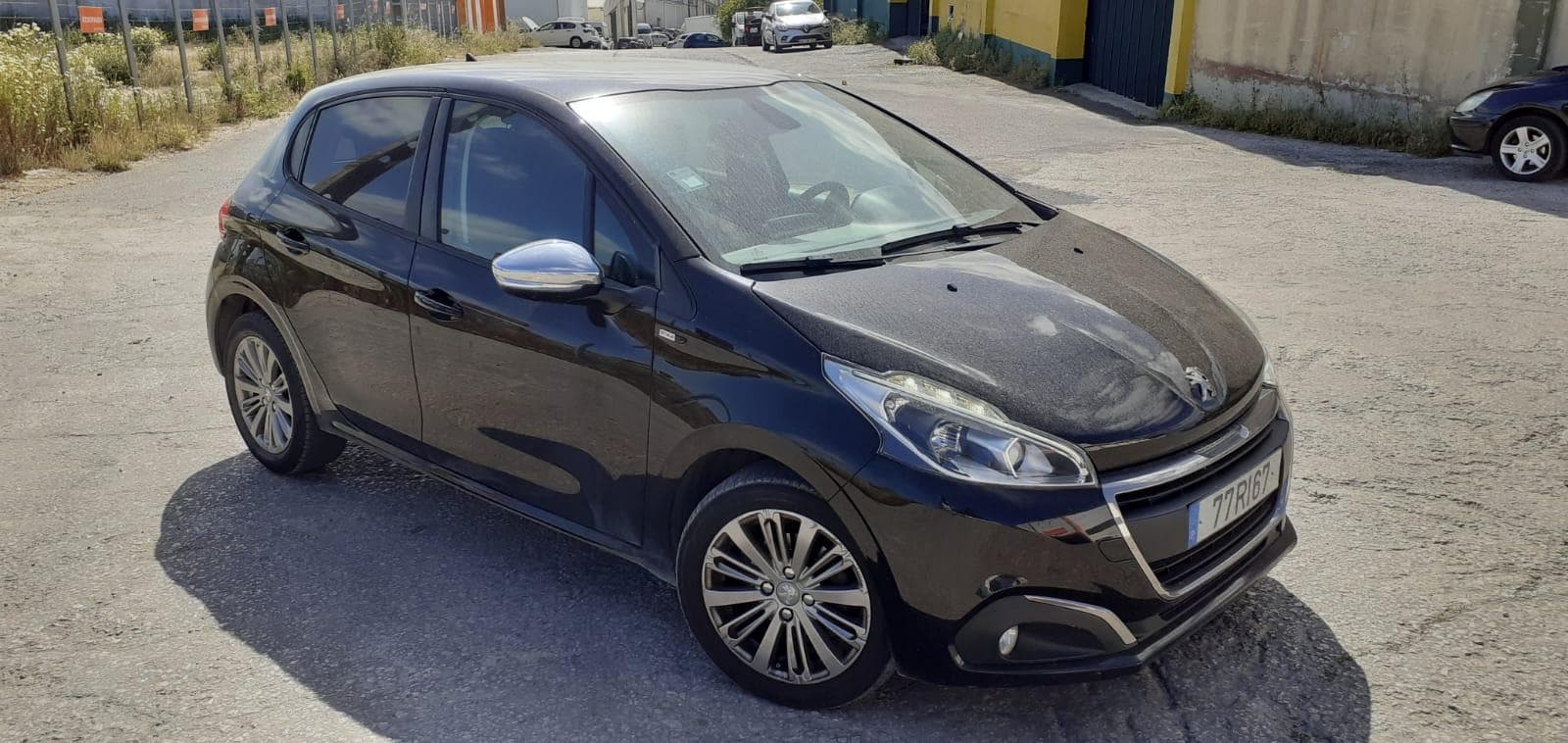 Peugeot 208 1.6 HDI · Ano 2016 — image 1