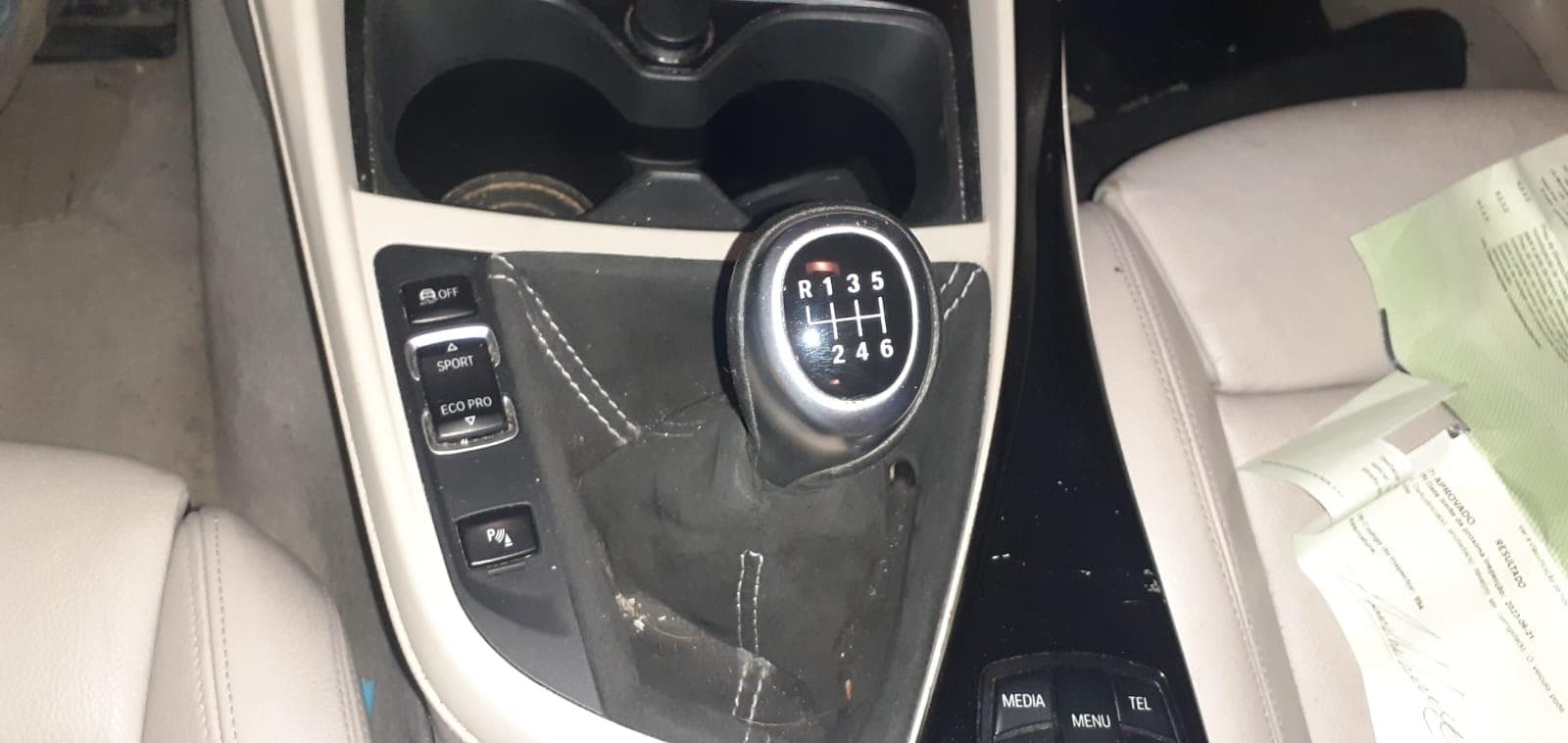 BMW 118D · Ano 2012 — imagen 18