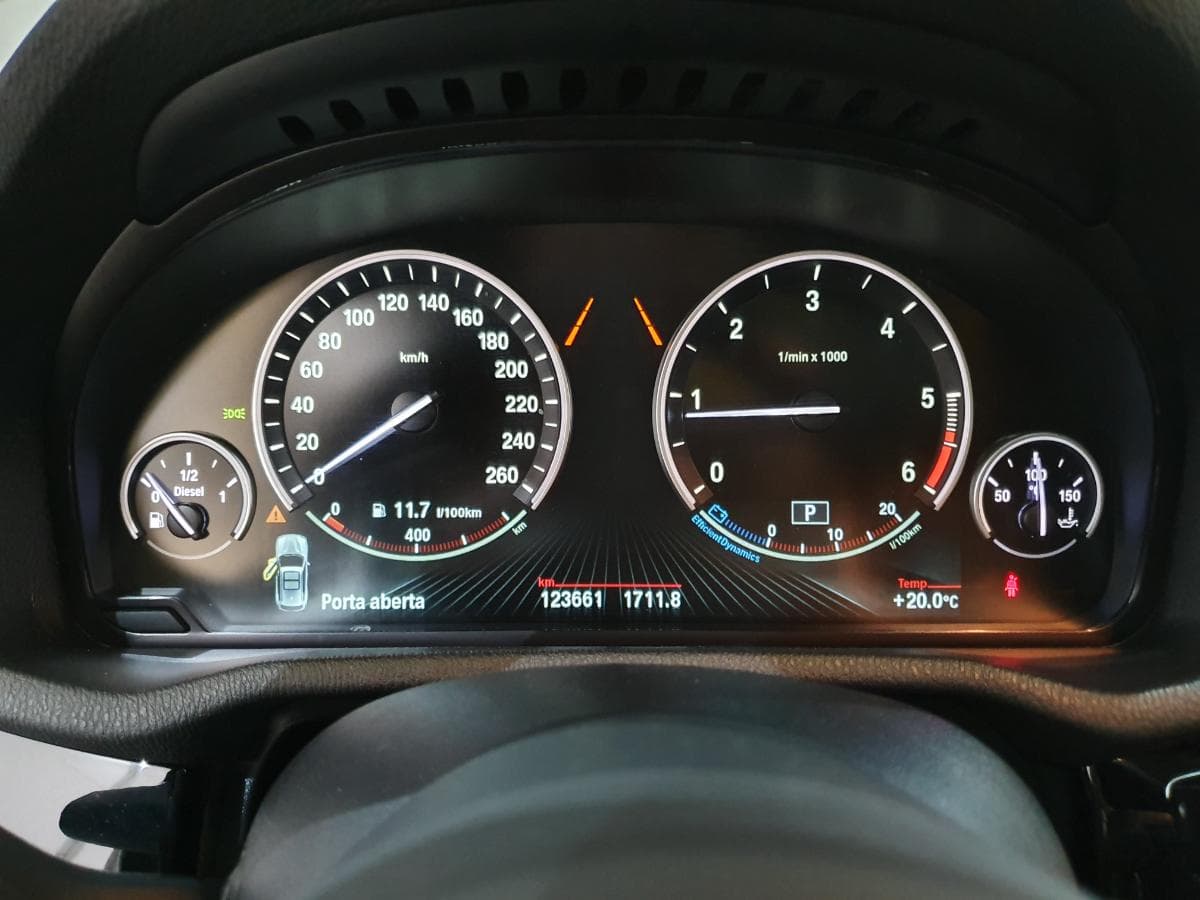 BMW X3 · Ano 2016 — image 39