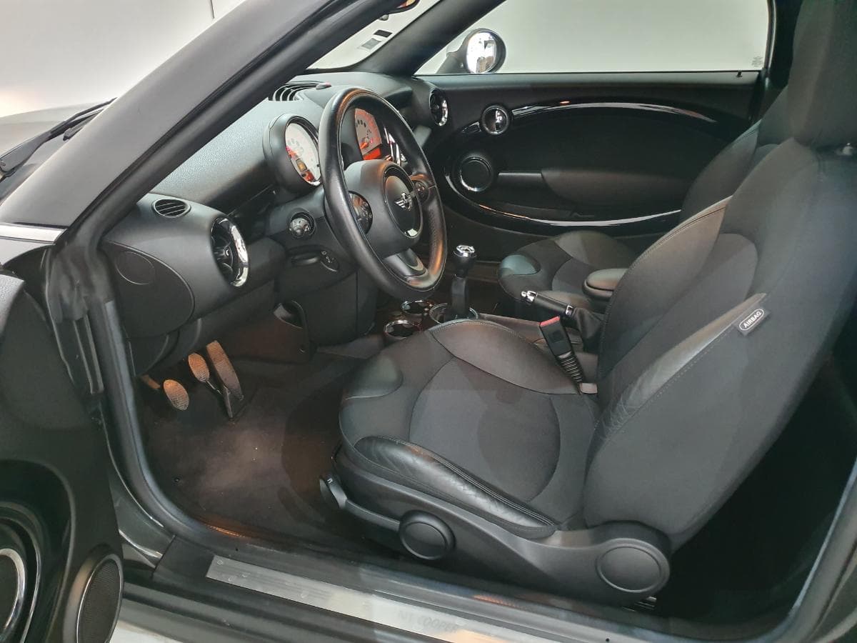Mini Cooper Cabrio 1.6 · Ano 2013 — imagen 22