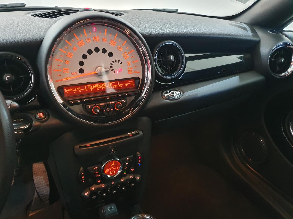 Mini Cooper Cabrio 1.6 · Ano 2013 — imagen 24