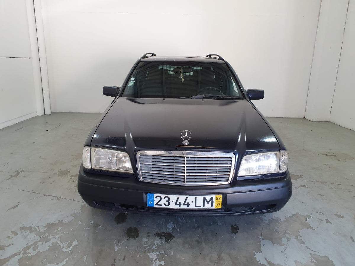 Mercedes-Benz C220 CDI · Ano 1998 — image 6