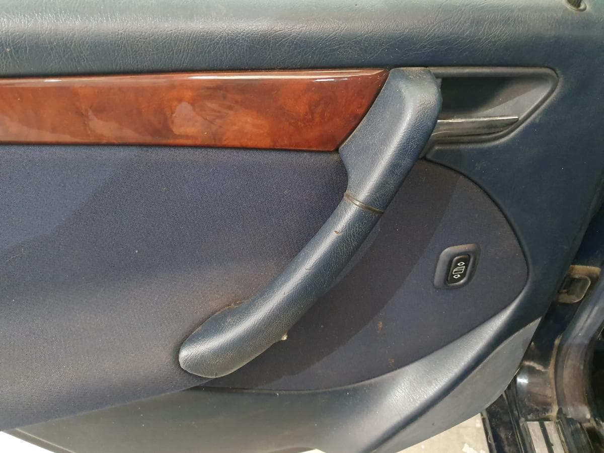 Mercedes-Benz C220 CDI · Ano 1998 — image 33