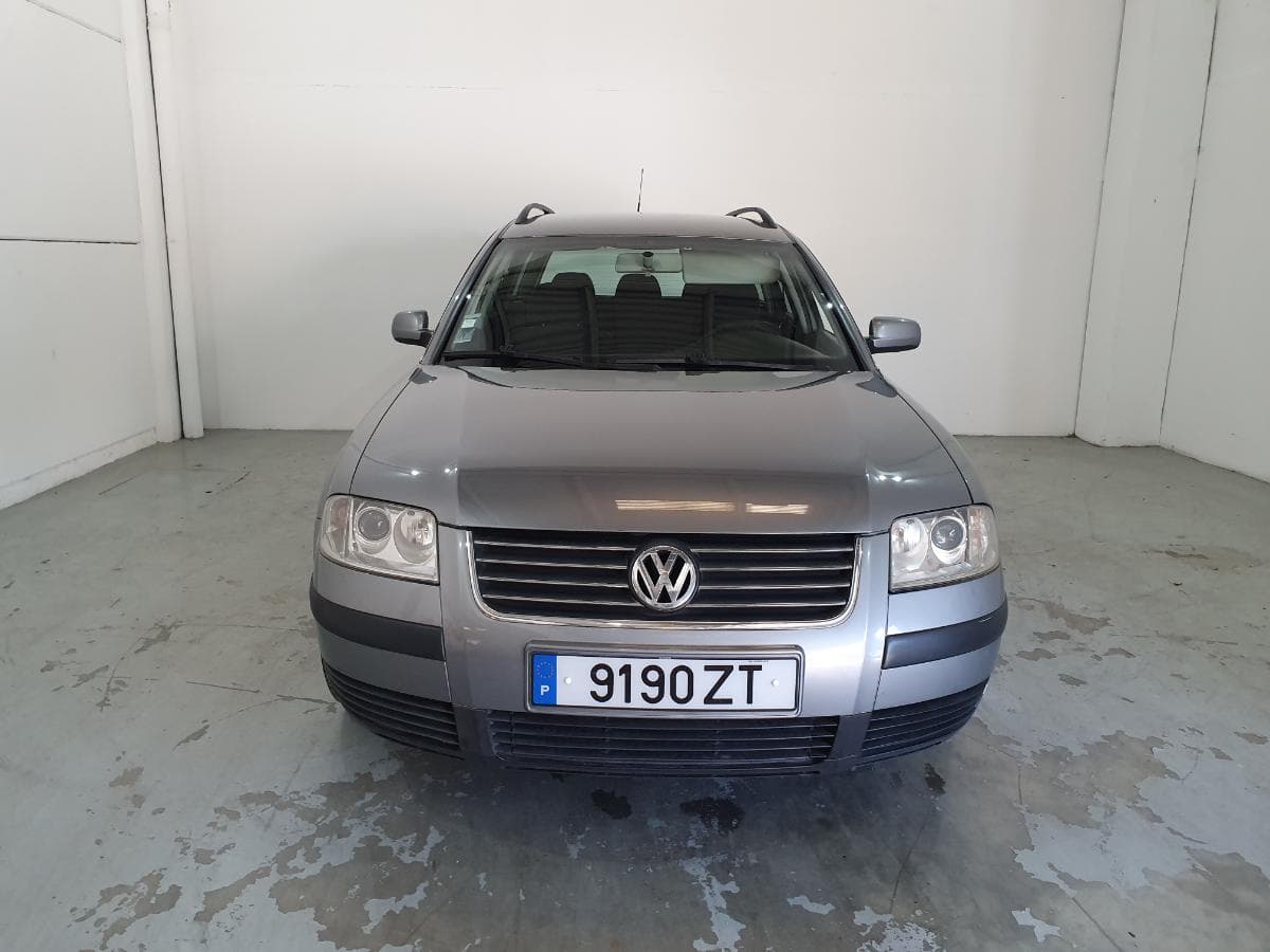 Volkswagen Passat 1.9 TDI · Ano 2001 — imagen 3