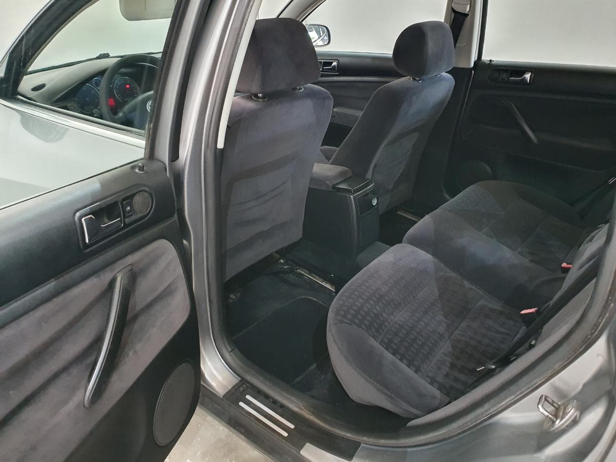 Volkswagen Passat 1.9 TDI · Ano 2001 — imagen 22
