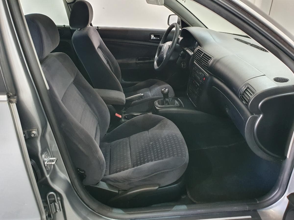 Volkswagen Passat 1.9 TDI · Ano 2001 — imagen 26