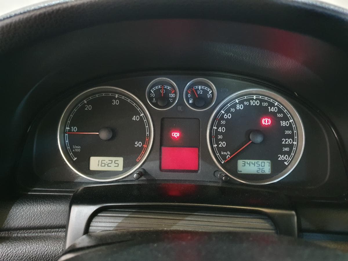 Volkswagen Passat 1.9 TDI · Ano 2001 — imagen 36
