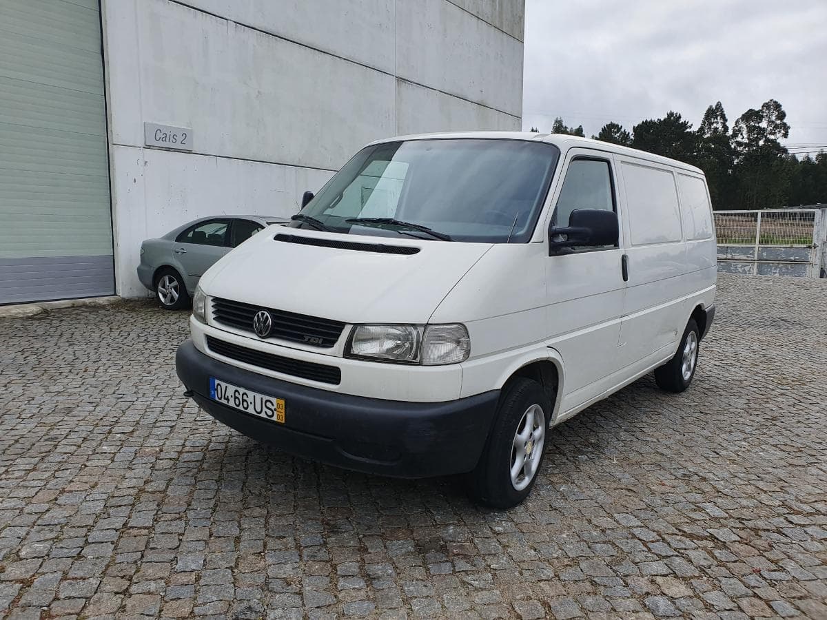 Volkswagen Transporter 2.5 TDI · Ano 2003 — image 2