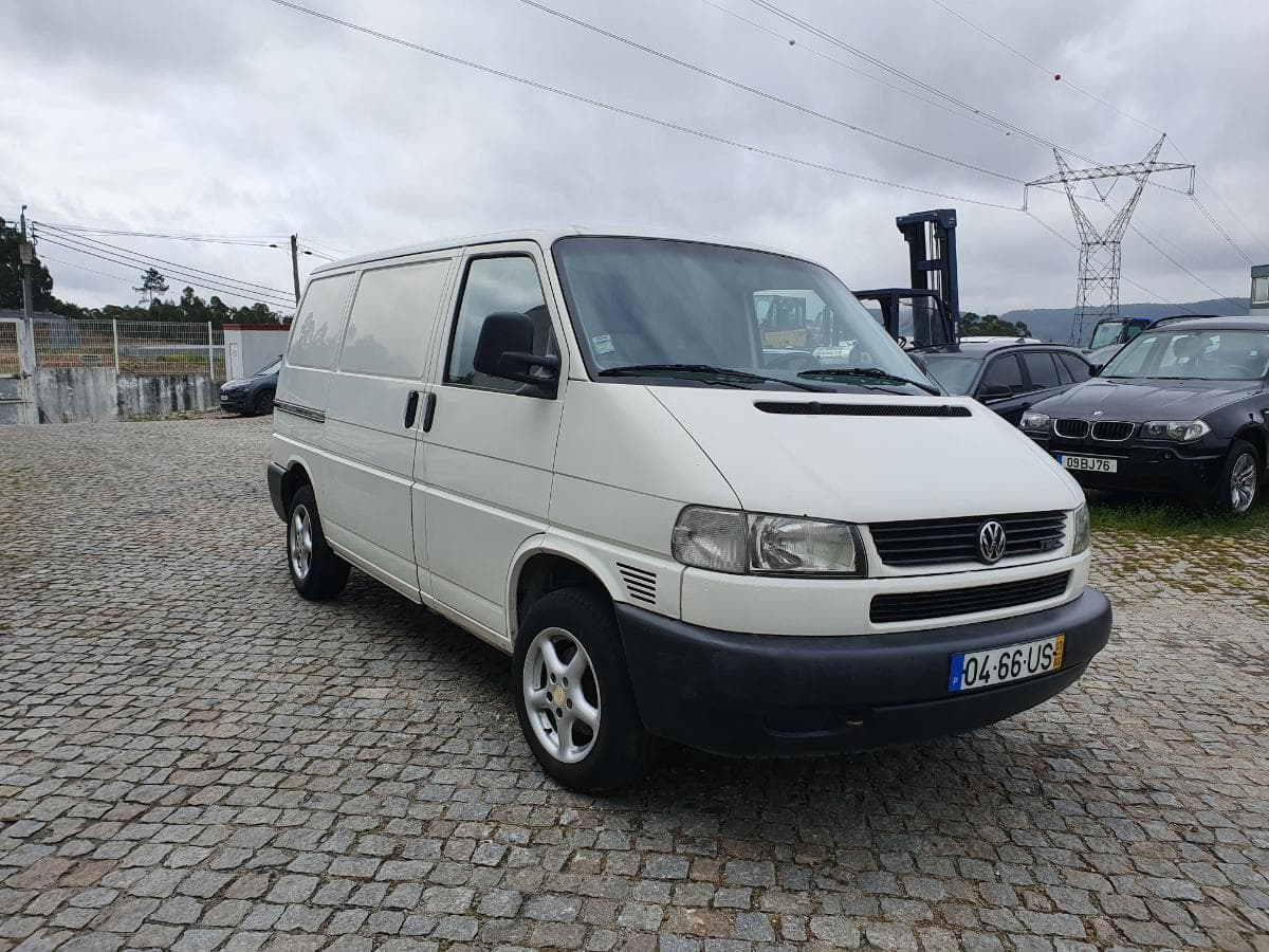 Volkswagen Transporter 2.5 TDI · Ano 2003 — image 1
