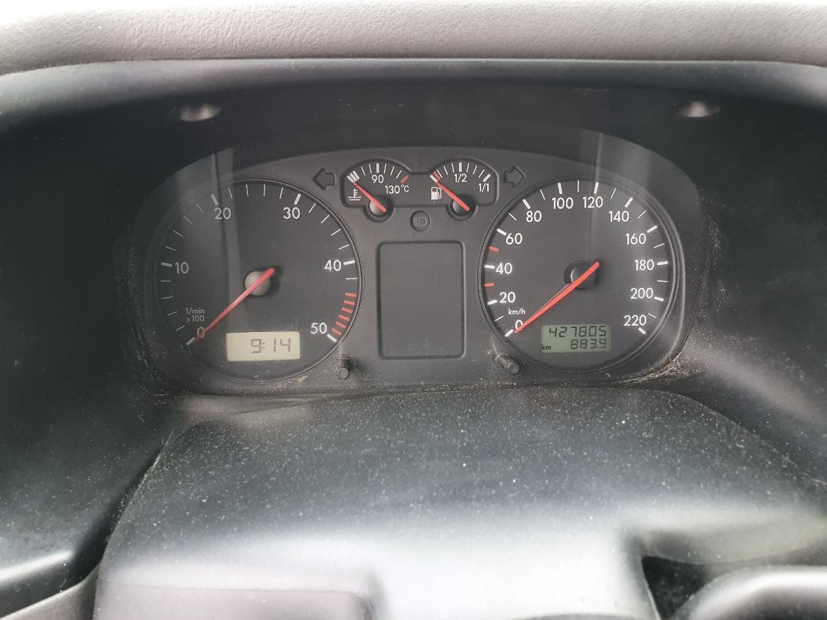 Volkswagen Transporter 2.5 TDI · Ano 2003 — image 24