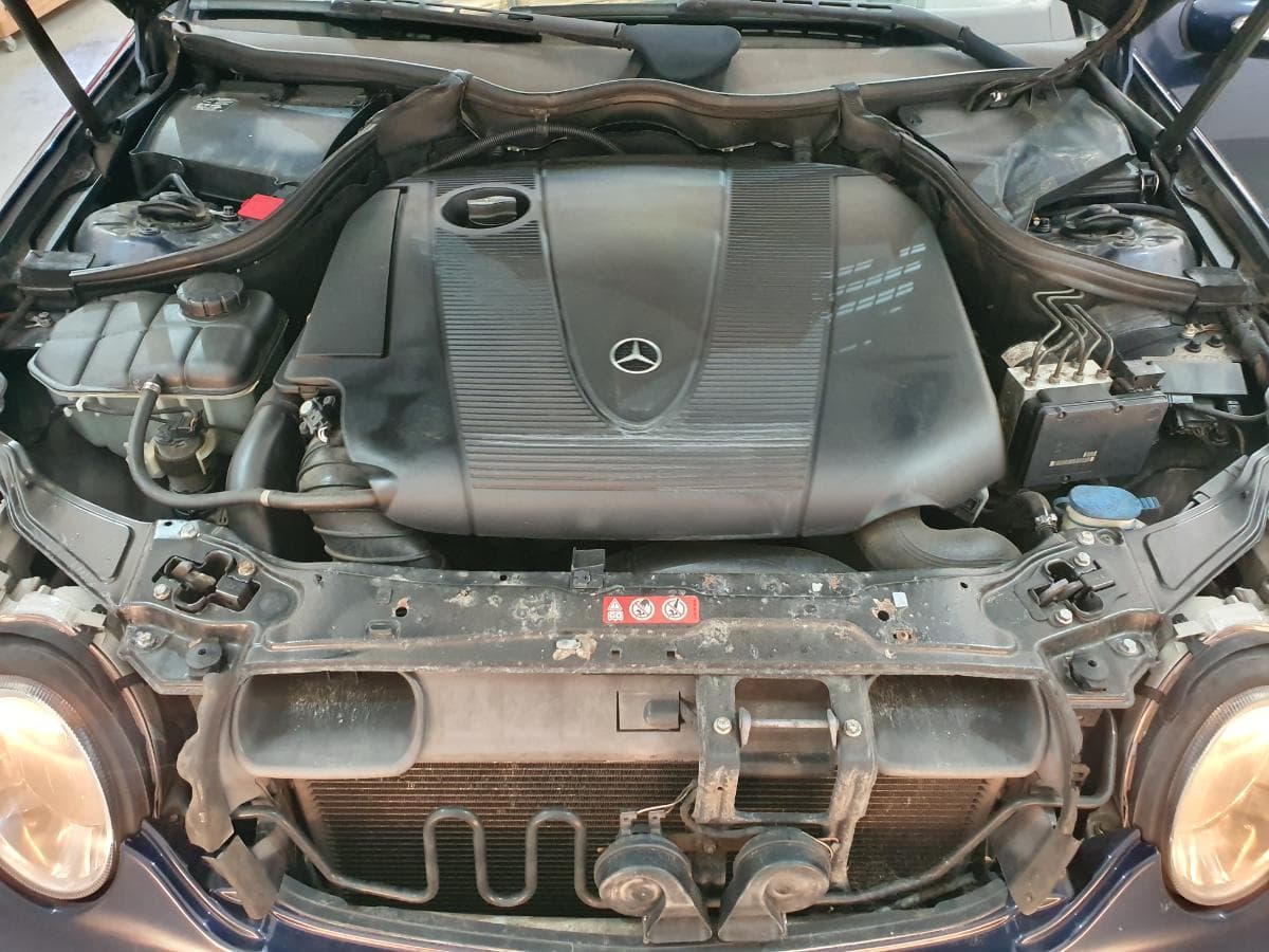 Mercedes-Benz C200 CDI · Ano 2004 — imagen 4