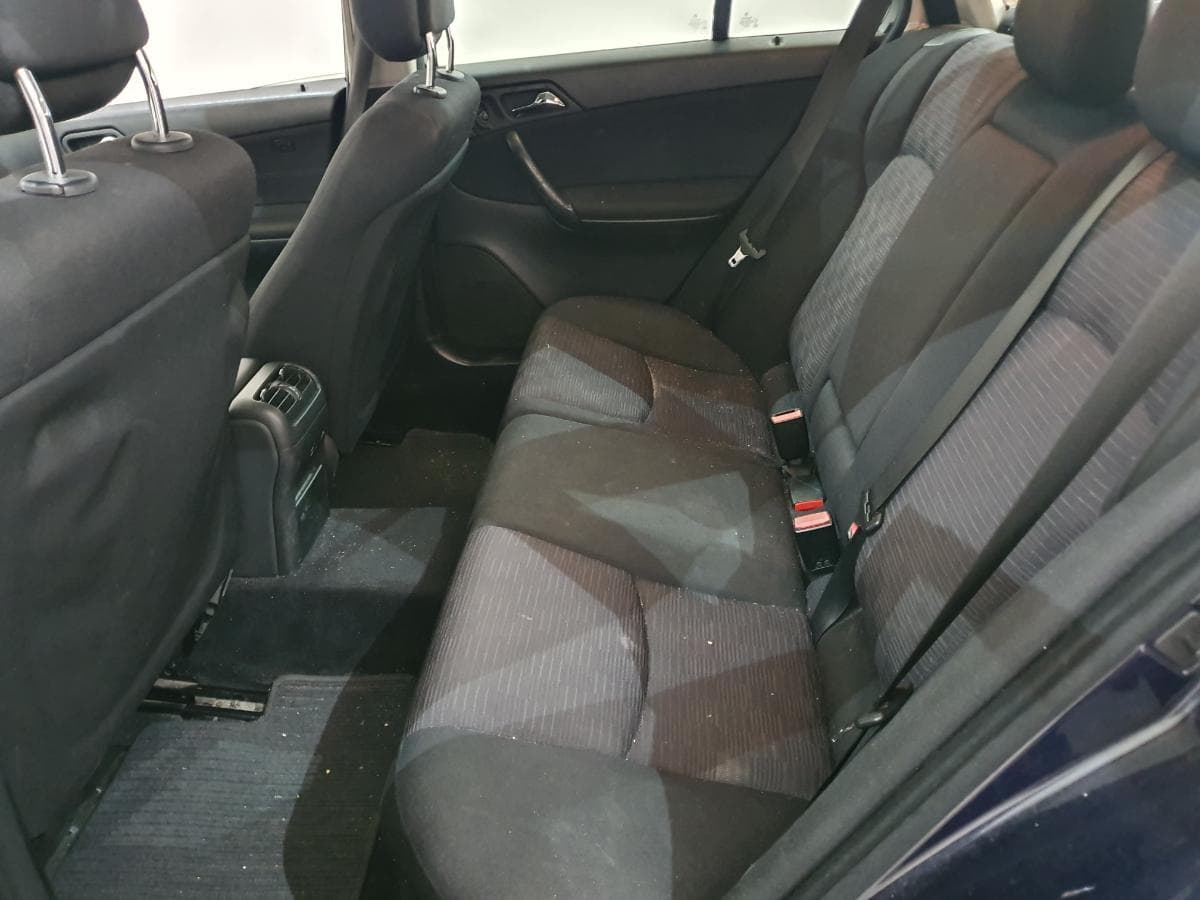 Mercedes-Benz C200 CDI · Ano 2004 — imagen 18