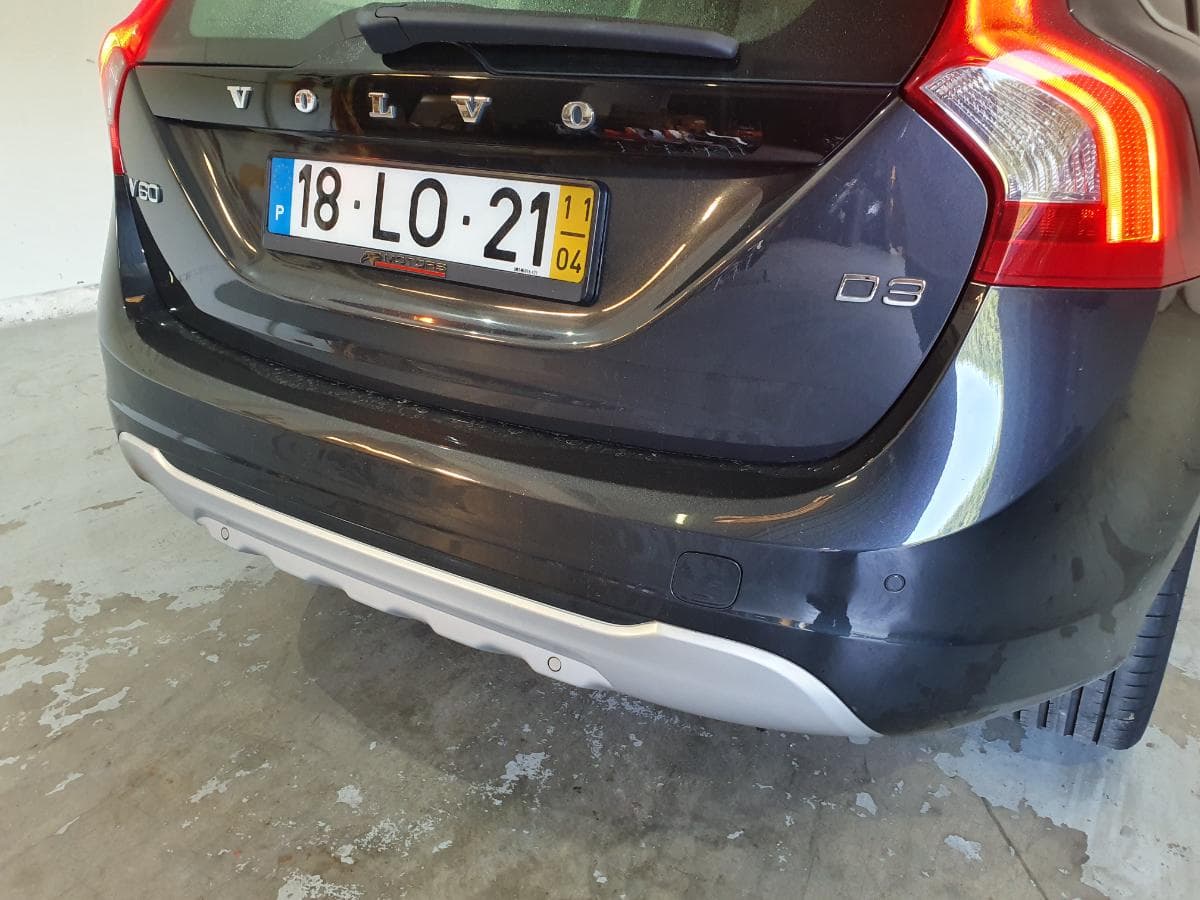 Volvo V60 2.0 · Ano 2011 — imagen 8
