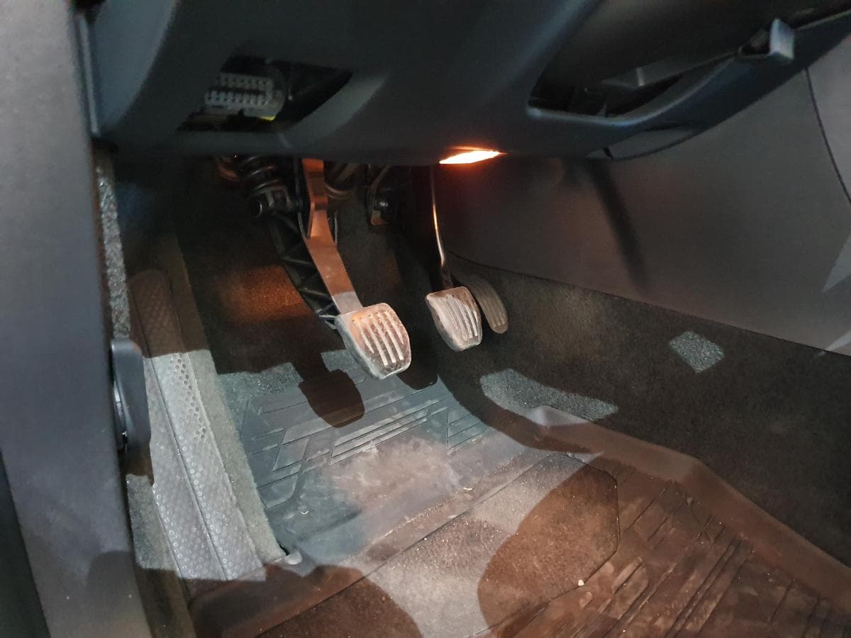 Volvo V60 2.0 · Ano 2011 — imagen 29