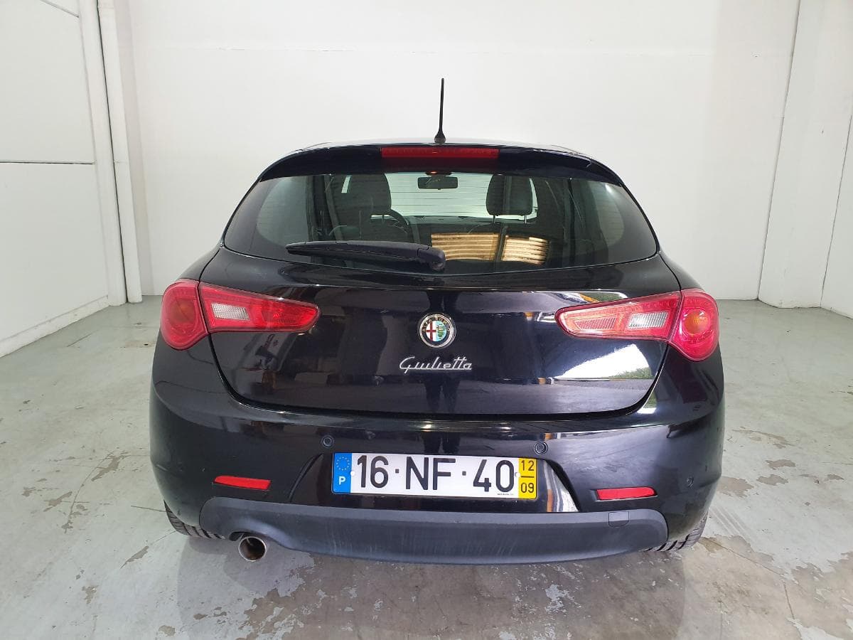 Alfa Romeo Giulietta 1.6 JTD · Ano 2012 — imagen 10