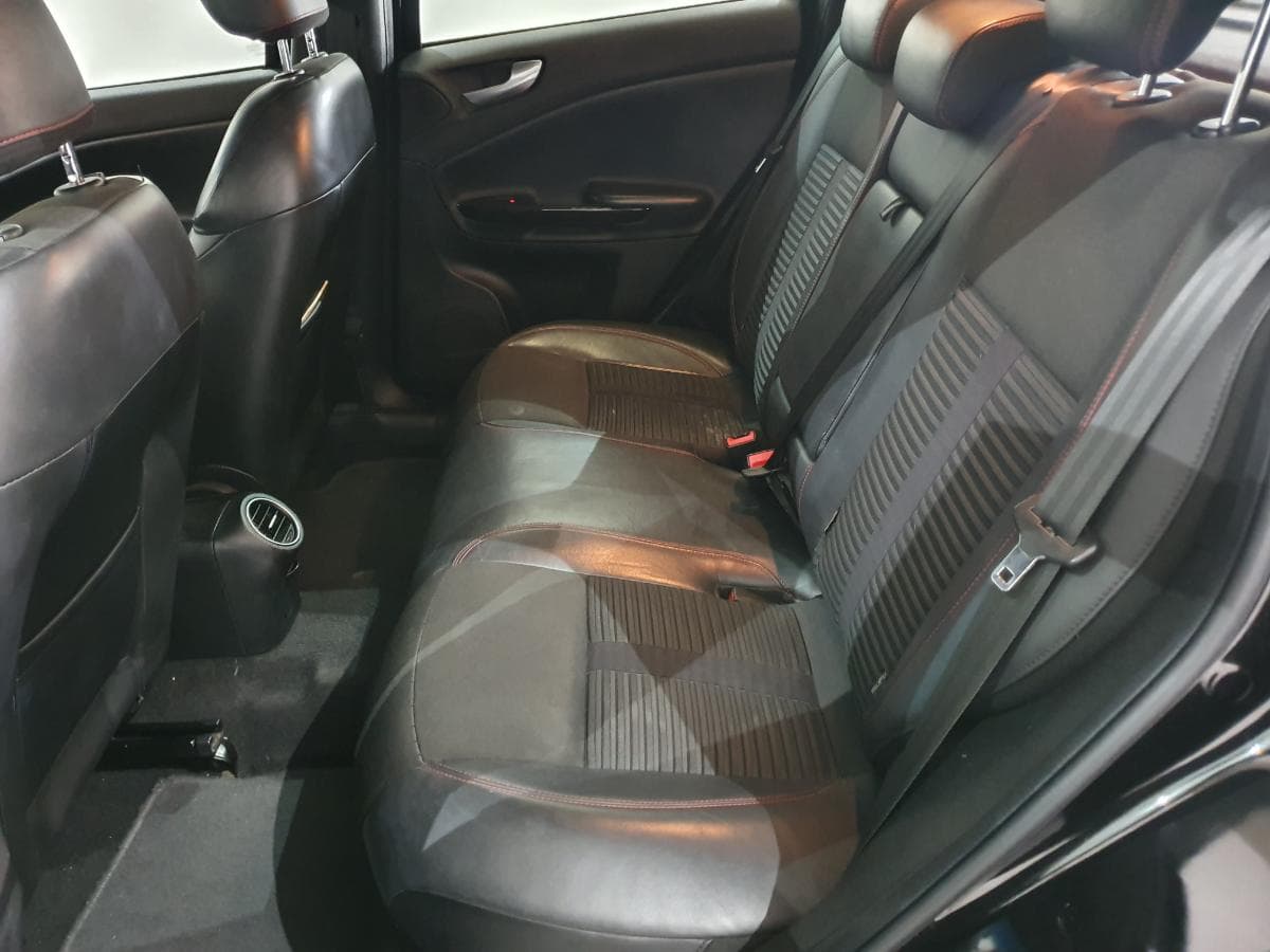 Alfa Romeo Giulietta 1.6 JTD · Ano 2012 — imagen 23