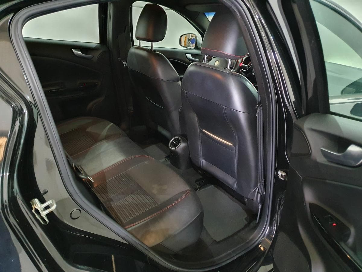 Alfa Romeo Giulietta 1.6 JTD · Ano 2012 — imagen 24