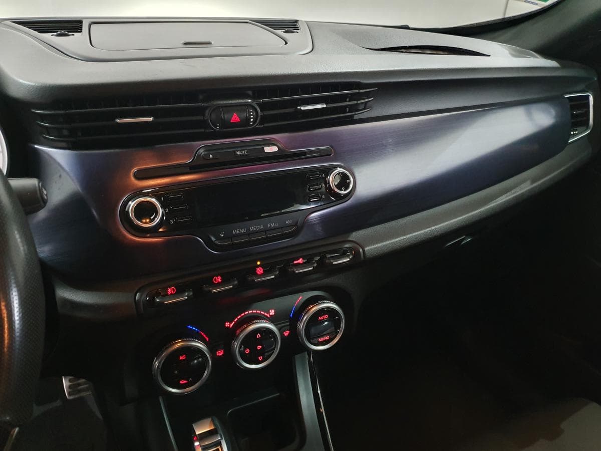 Alfa Romeo Giulietta 1.6 JTD · Ano 2012 — imagen 42