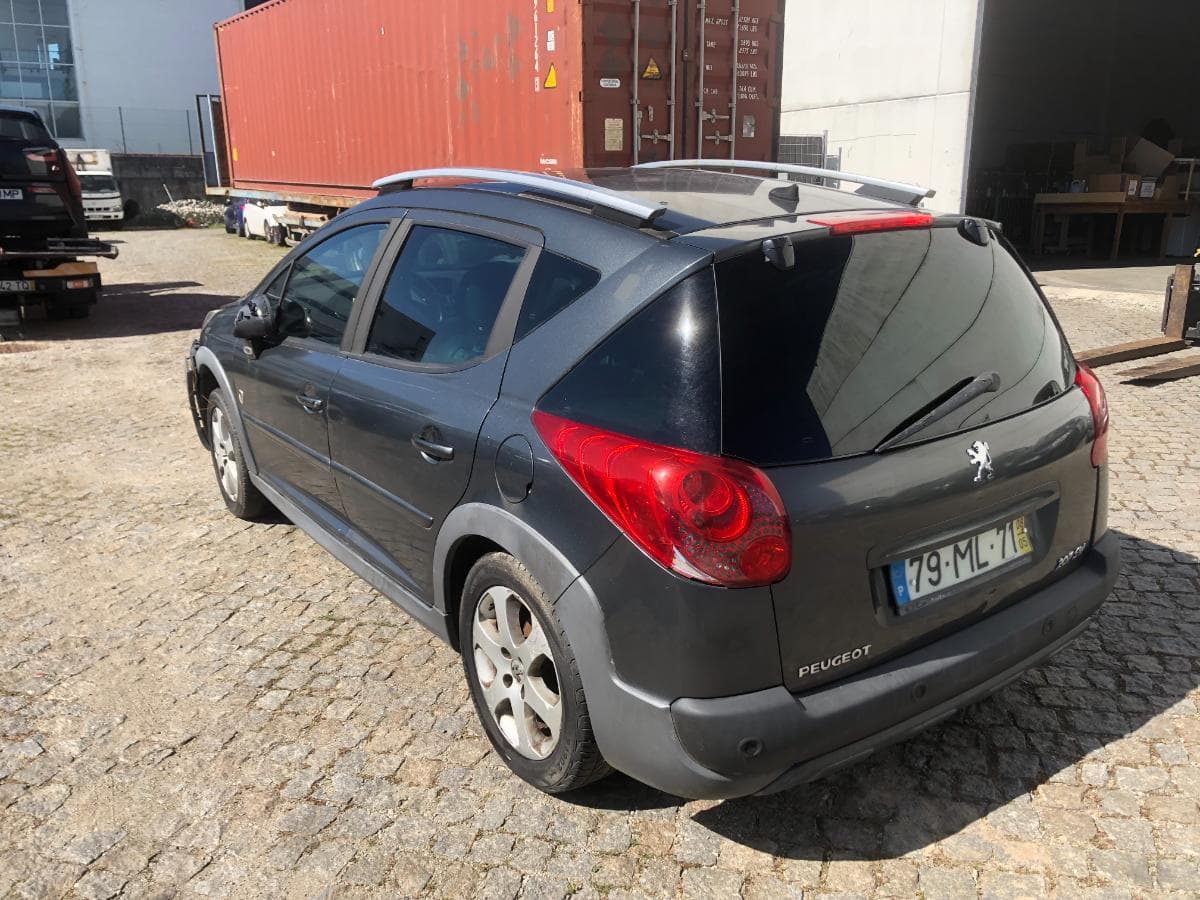 Peugeot 207 SW · Ano 2008 — image 5