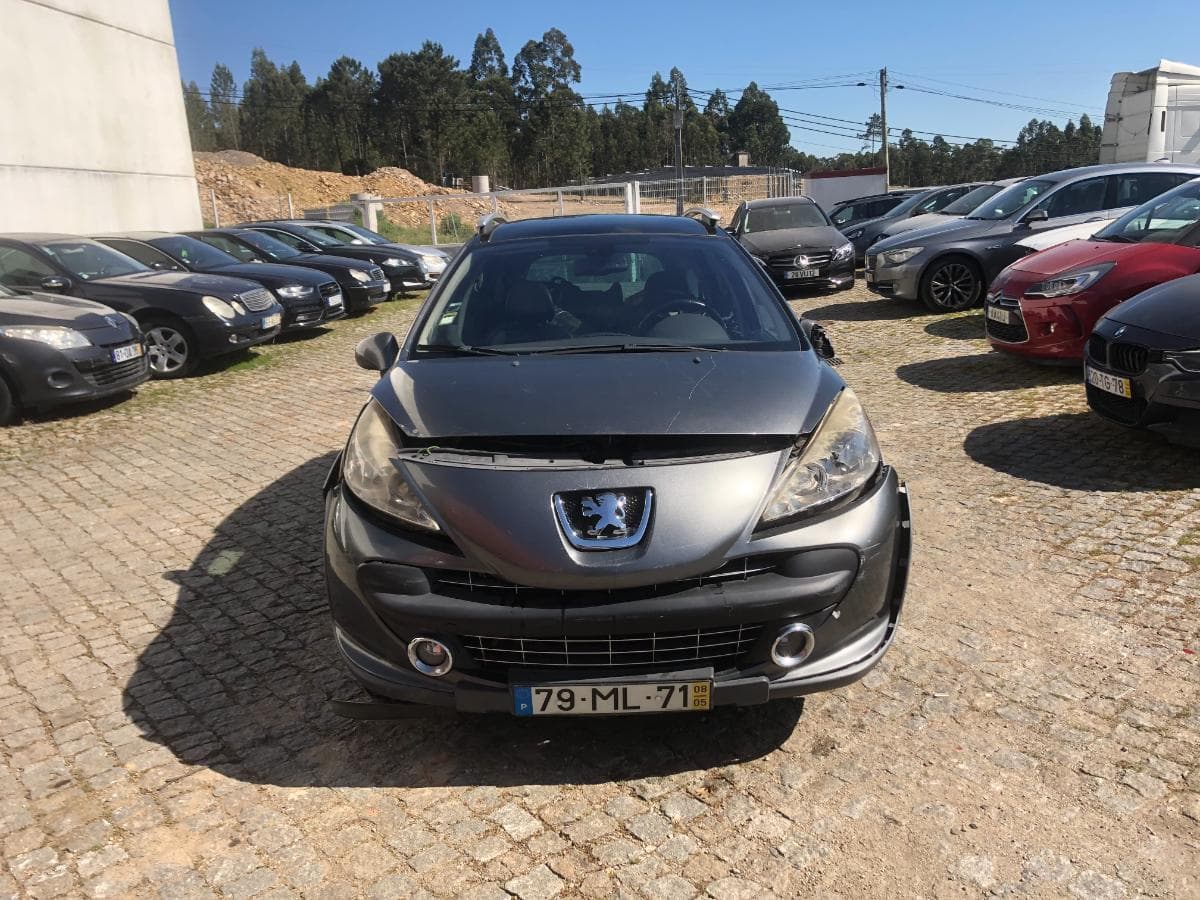 Peugeot 207 SW · Ano 2008 — image 3