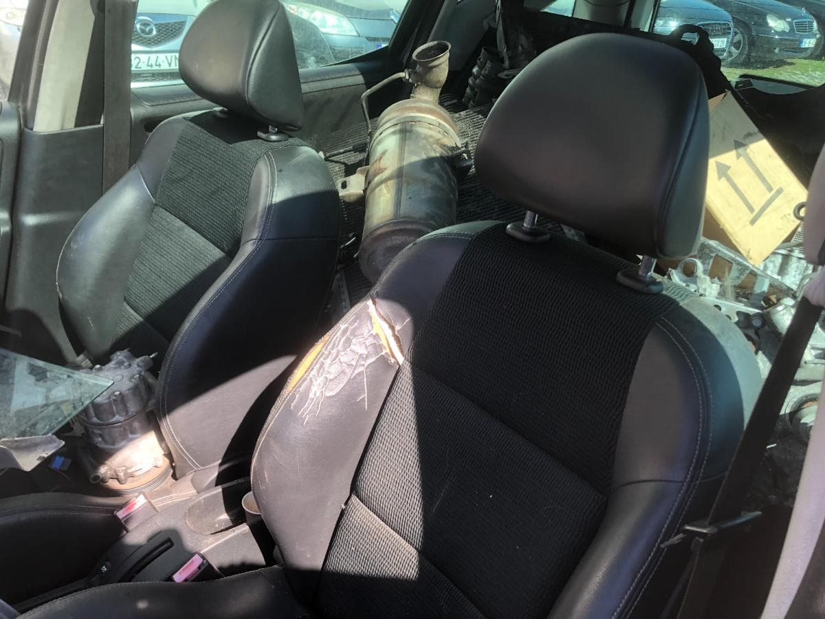 Peugeot 207 SW · Ano 2008 — image 22