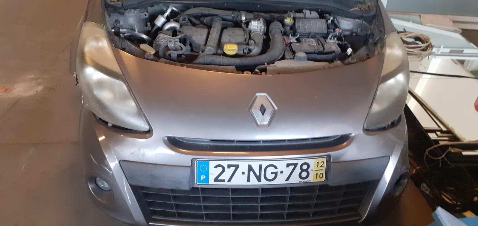Renault Clio III Grandtour 1.5 DCI · Ano 2012 — imagen 4