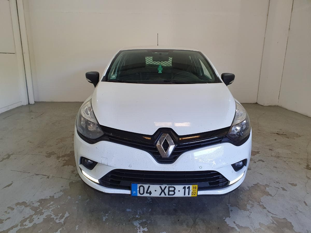 Renault Clio 1.5 DCI · Ano 2019 — image 2