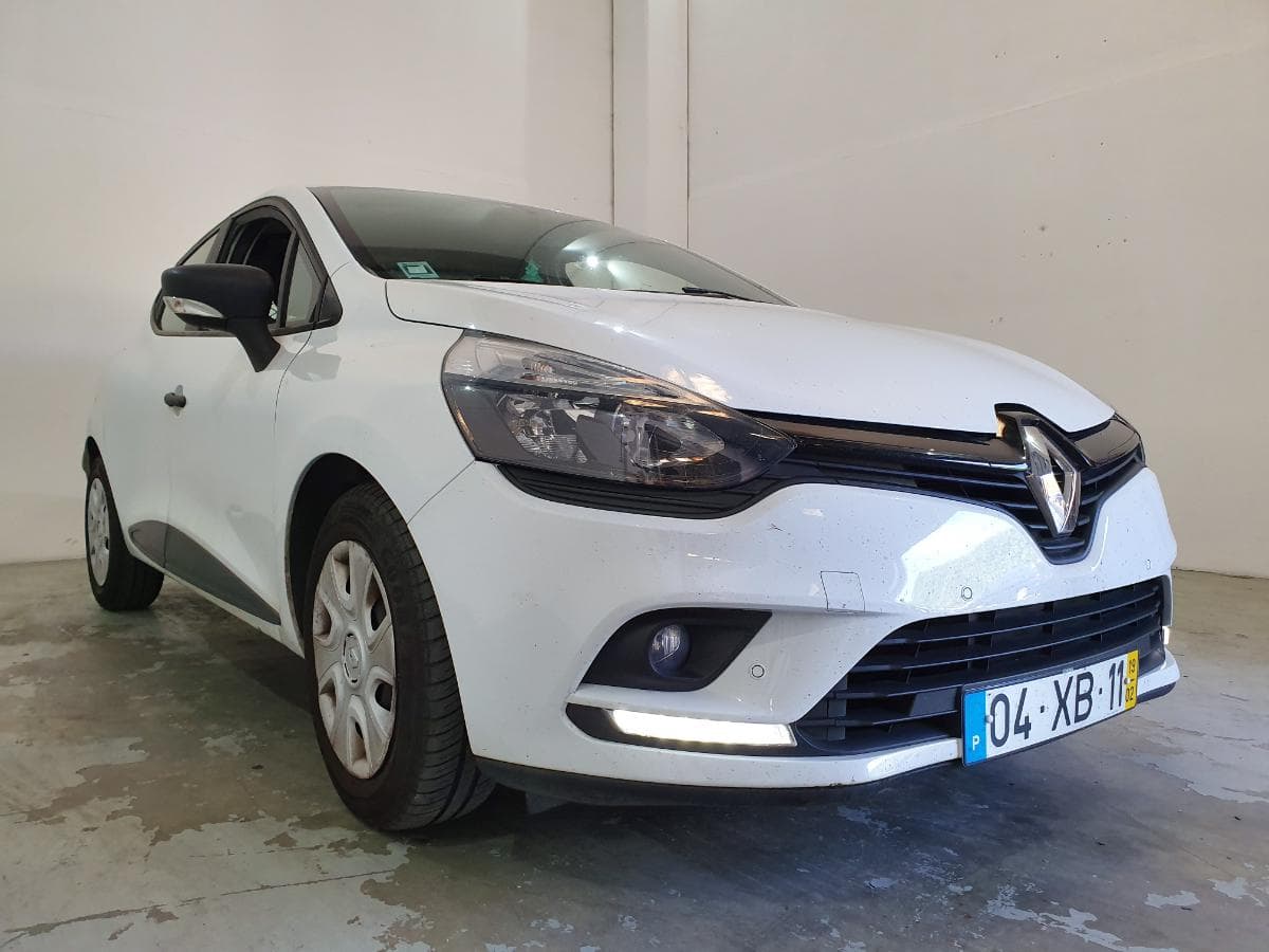 Renault Clio 1.5 DCI · Ano 2019 — image 5