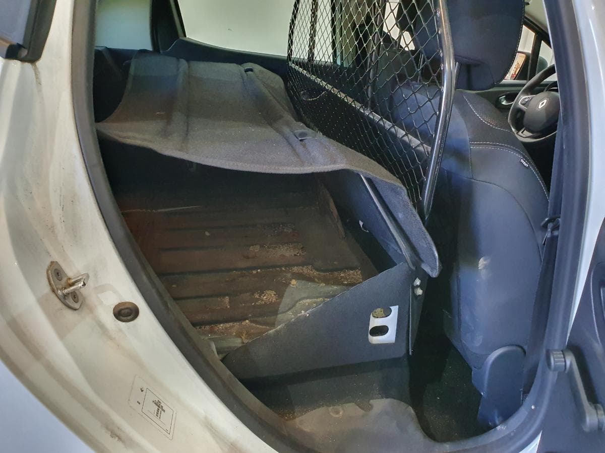Renault Clio 1.5 DCI · Ano 2019 — image 19