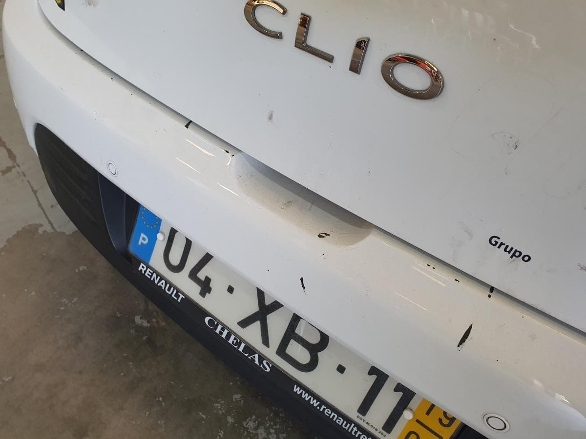 Renault Clio 1.5 DCI · Ano 2019 — image 37