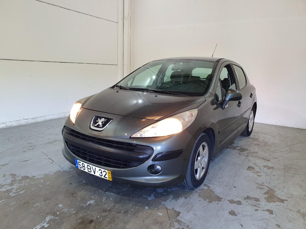Peugeot 207 1.4 HDI · Ano 2006 — image 3