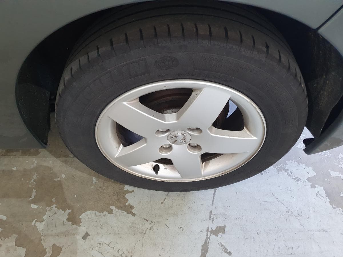 Peugeot 207 1.4 HDI · Ano 2006 — image 33