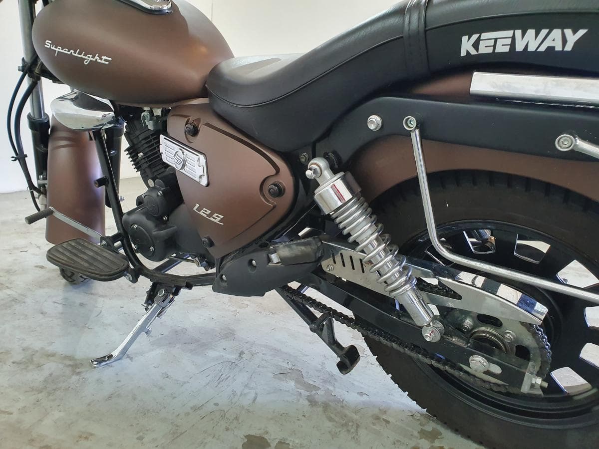 Keeway Superlight 125 · Ano 2014 — image 9