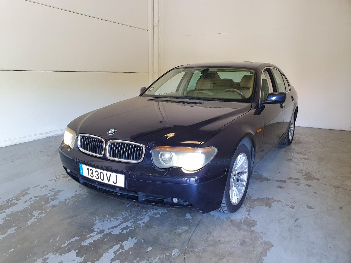 BMW 730D · Ano 2003 — image 1