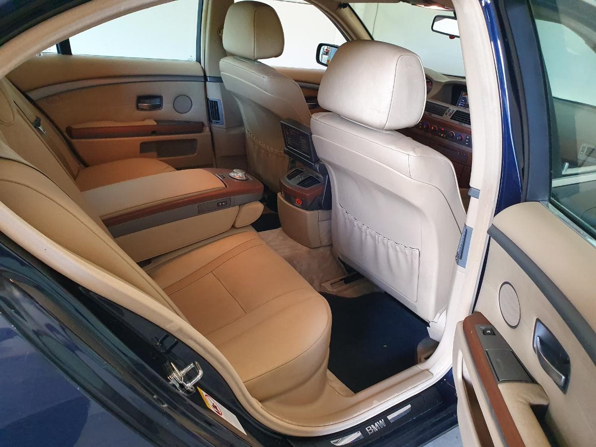 BMW 730D · Ano 2003 — image 32