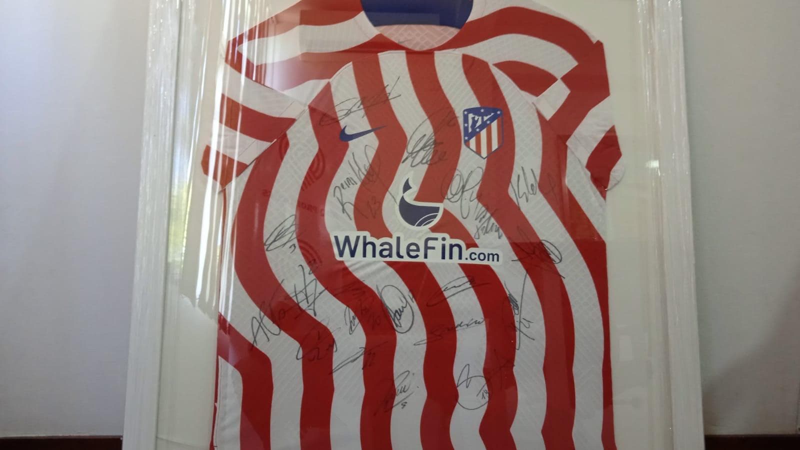 Camisola de Reinildo Mandava Assinada pelos Jogadores do Club Atlético de Madrid — imagen 6