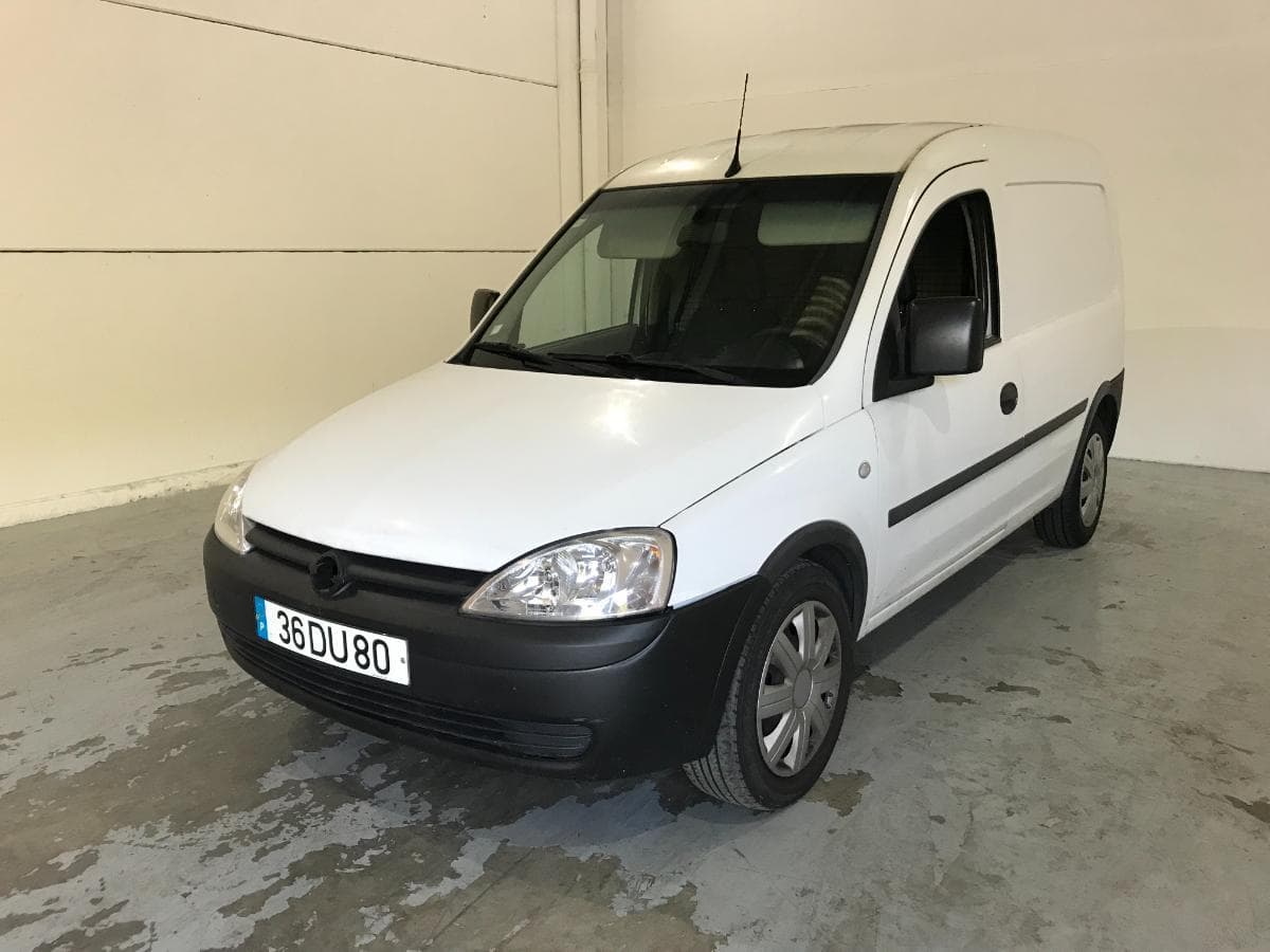 Opel Combo 1.3CDTI · Ano 2007 — image 1
