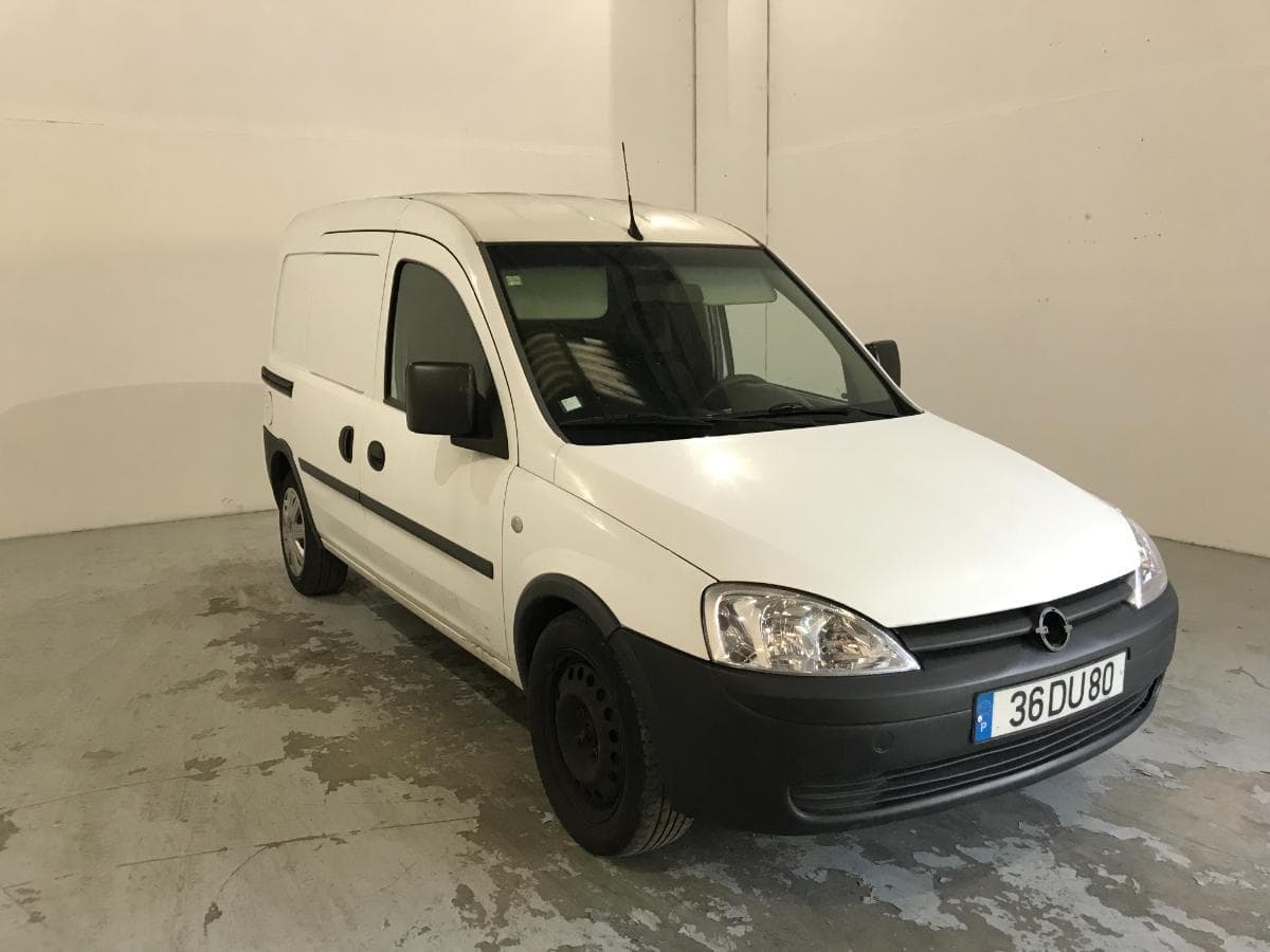 Opel Combo 1.3CDTI · Ano 2007 — image 2