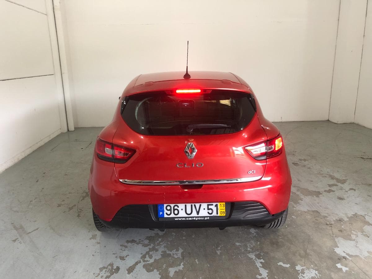Renault Clio 1.5 DCI · Ano 2013 — imagen 6
