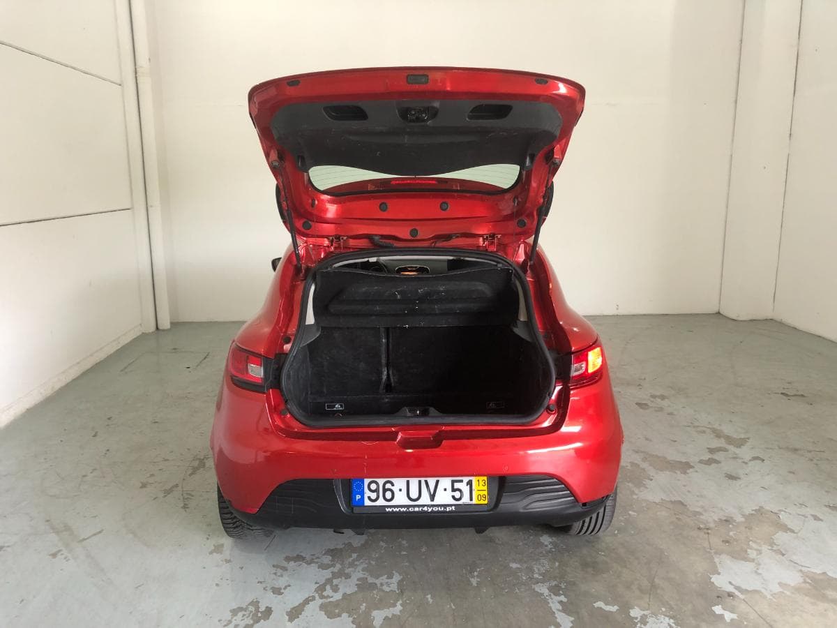Renault Clio 1.5 DCI · Ano 2013 — imagen 7