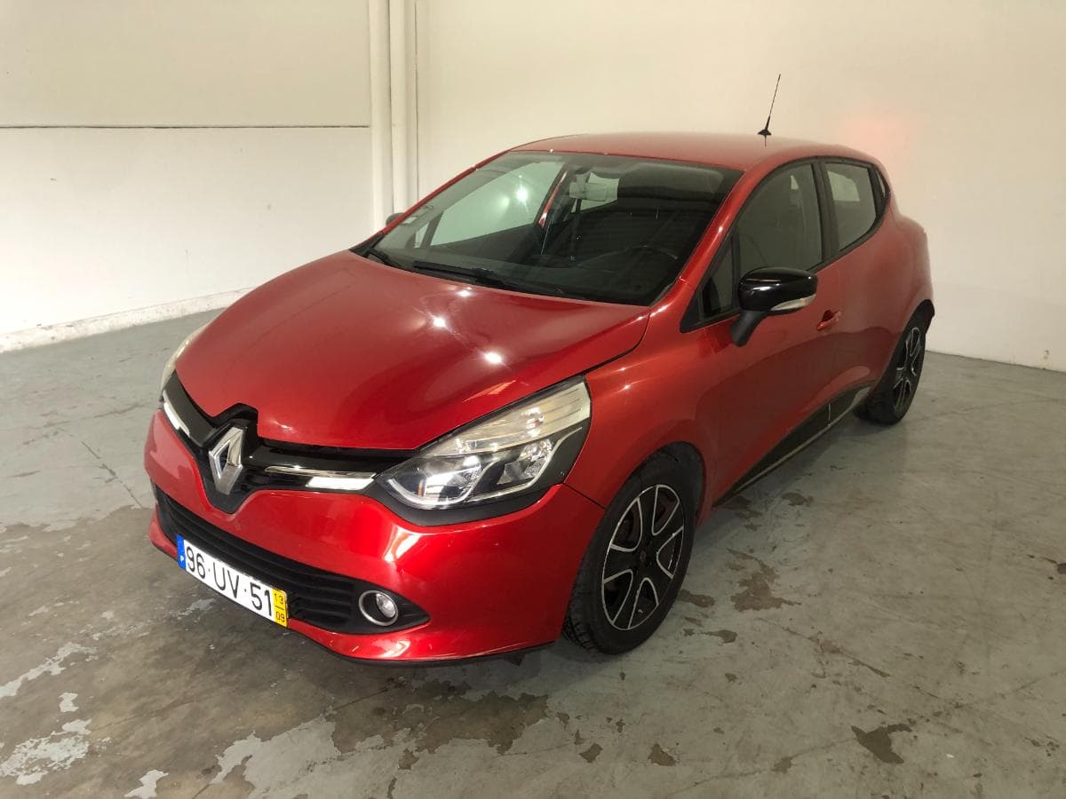 Renault Clio 1.5 DCI · Ano 2013 — imagen 2