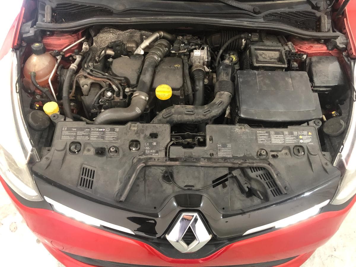 Renault Clio 1.5 DCI · Ano 2013 — imagen 4