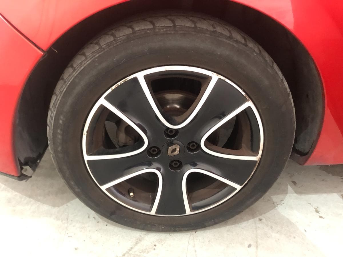 Renault Clio 1.5 DCI · Ano 2013 — imagen 13